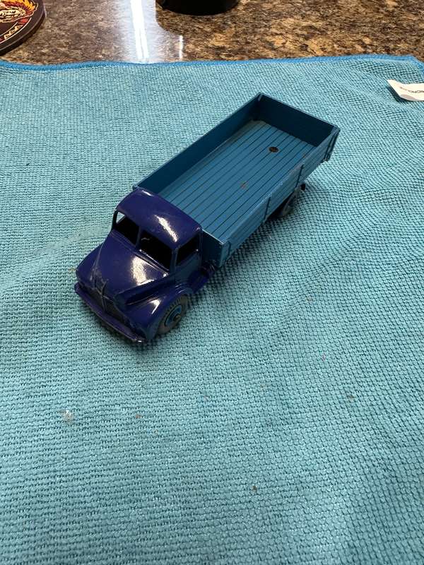 DINKY TOYS