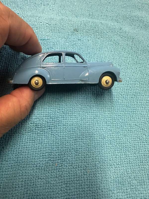 DINKY TOYS