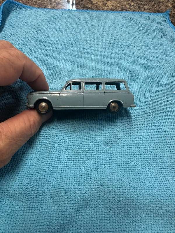 DINKY TOYS
