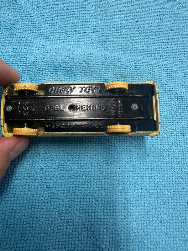 DINKY TOYS