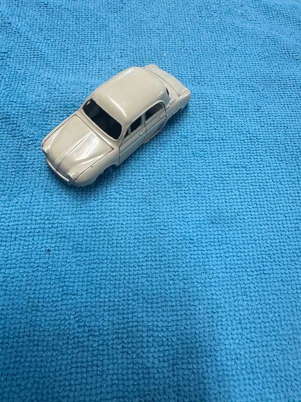 DINKY TOYS