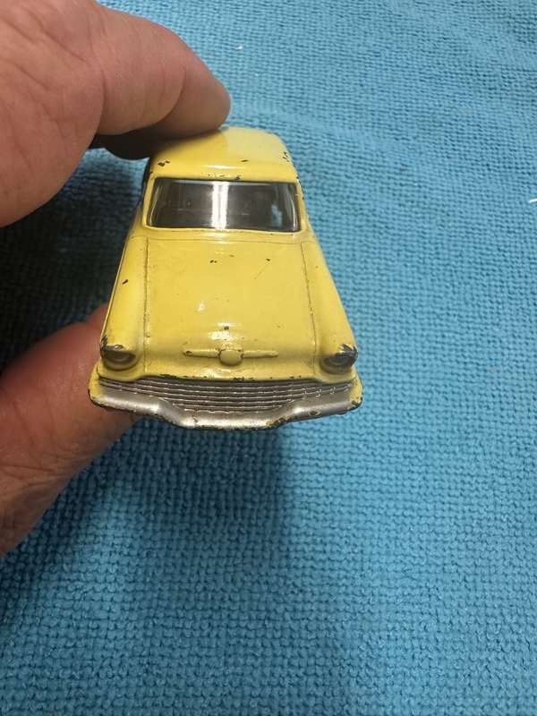DINKY TOYS