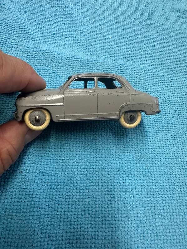 DINKY TOYS