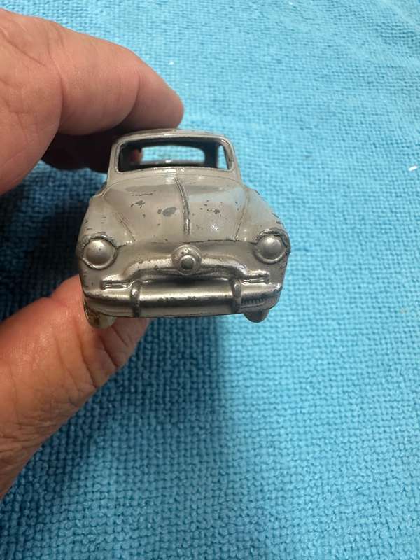 DINKY TOYS