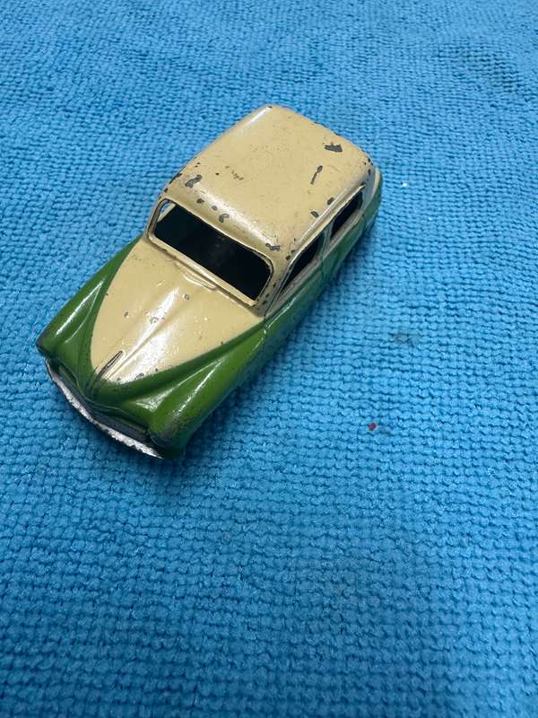 DINKY TOYS
