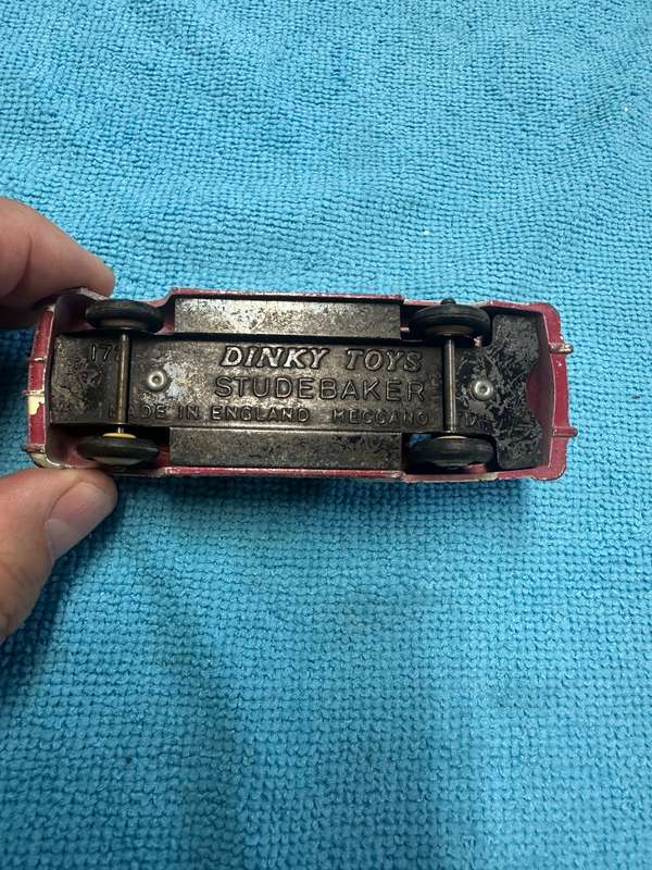 DINKY TOYS