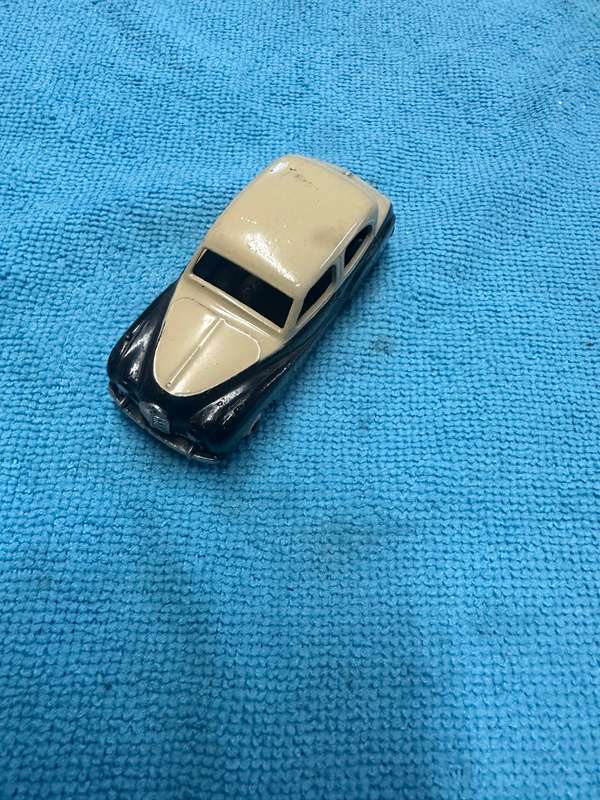 DINKY TOYS