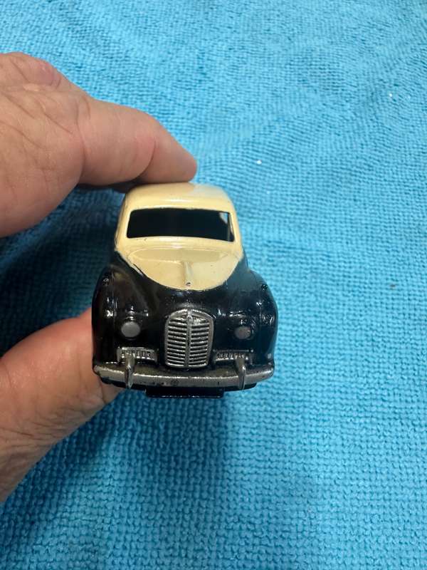 DINKY TOYS