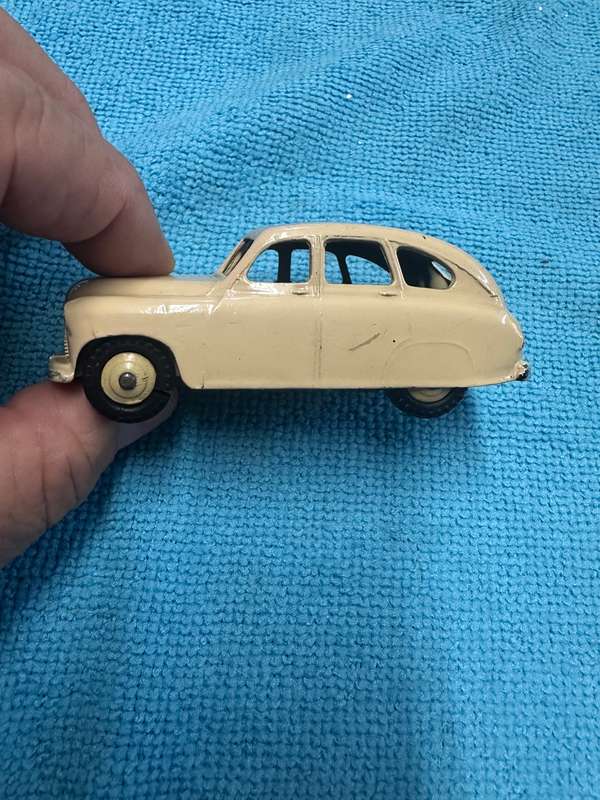 DINKY TOYS