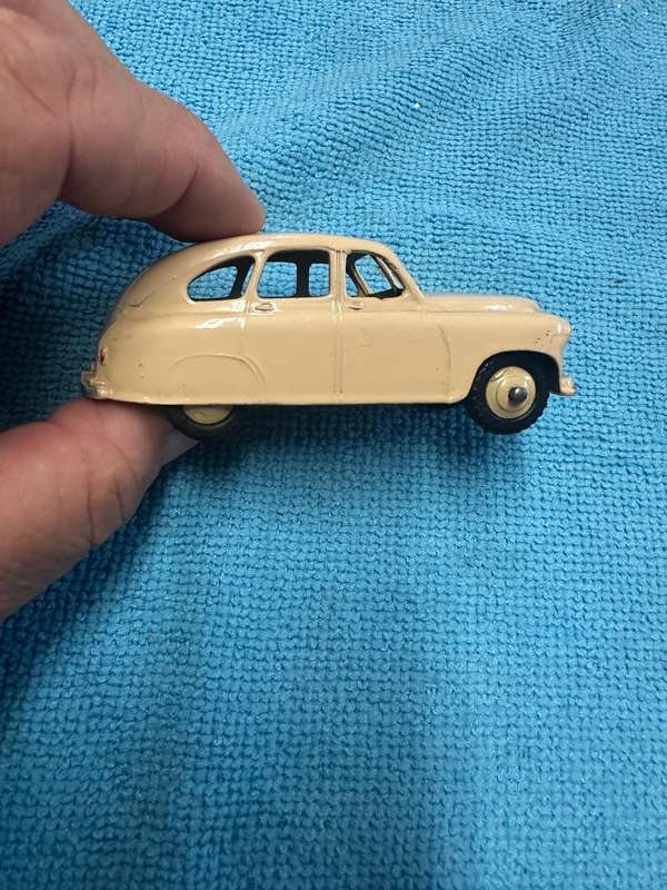 DINKY TOYS