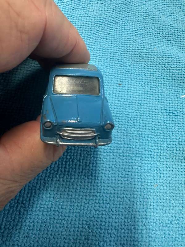 DINKY TOYS