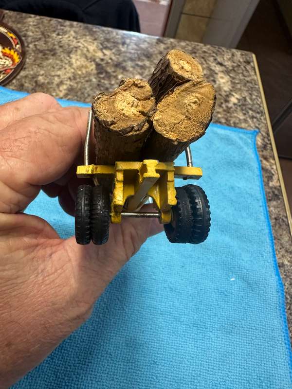 DINKY TOYS