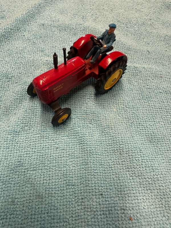 DINKY TOYS