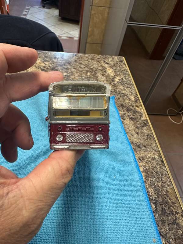 DINKY TOYS