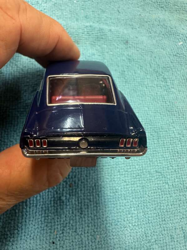 DINKY TOYS