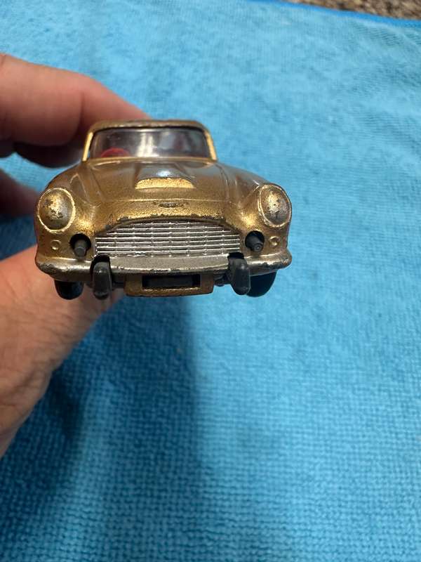 DINKY TOYS