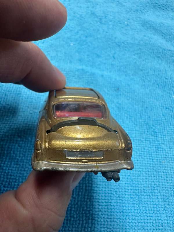 DINKY TOYS