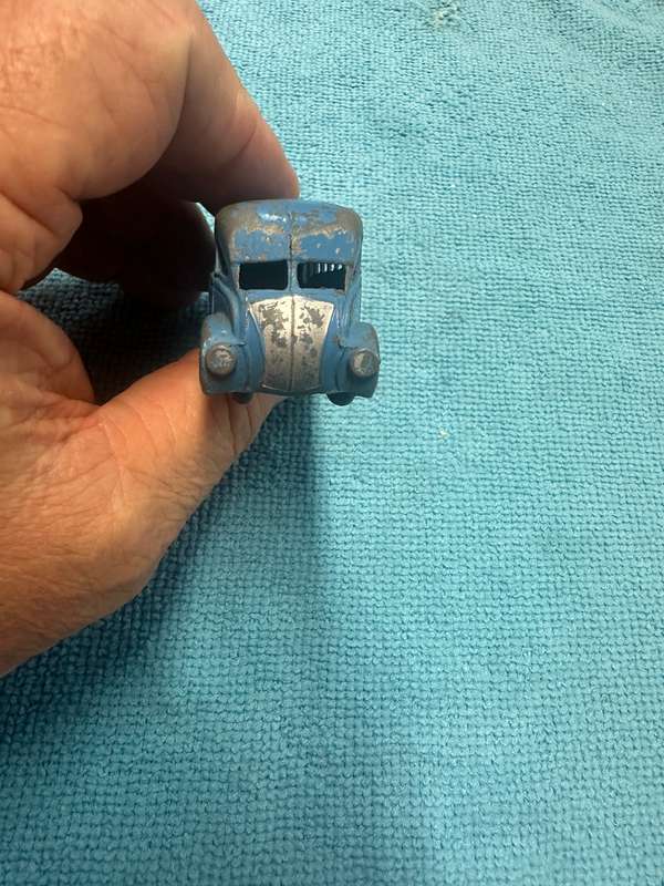 DINKY TOYS