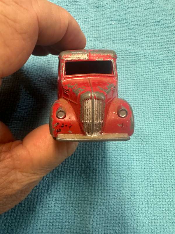 DINKY TOYS