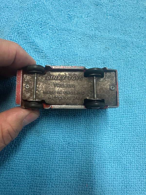 DINKY TOYS