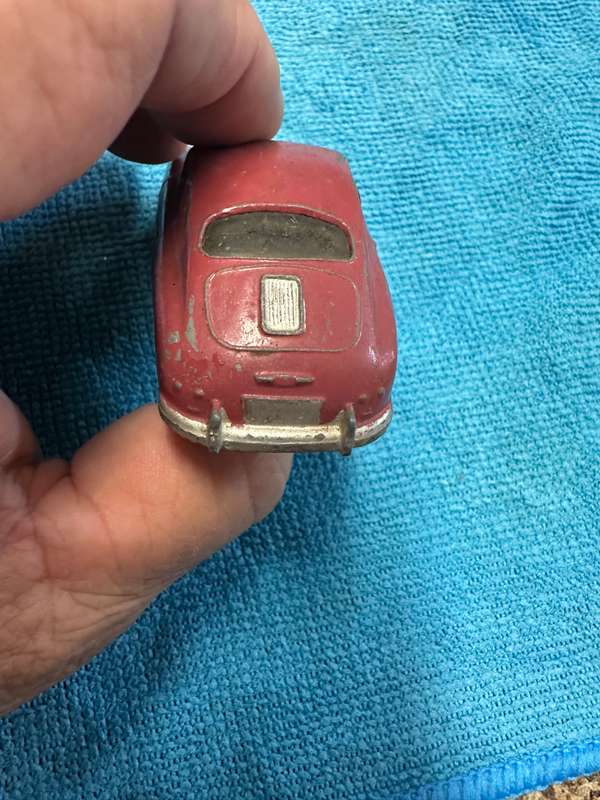 DINKY TOYS