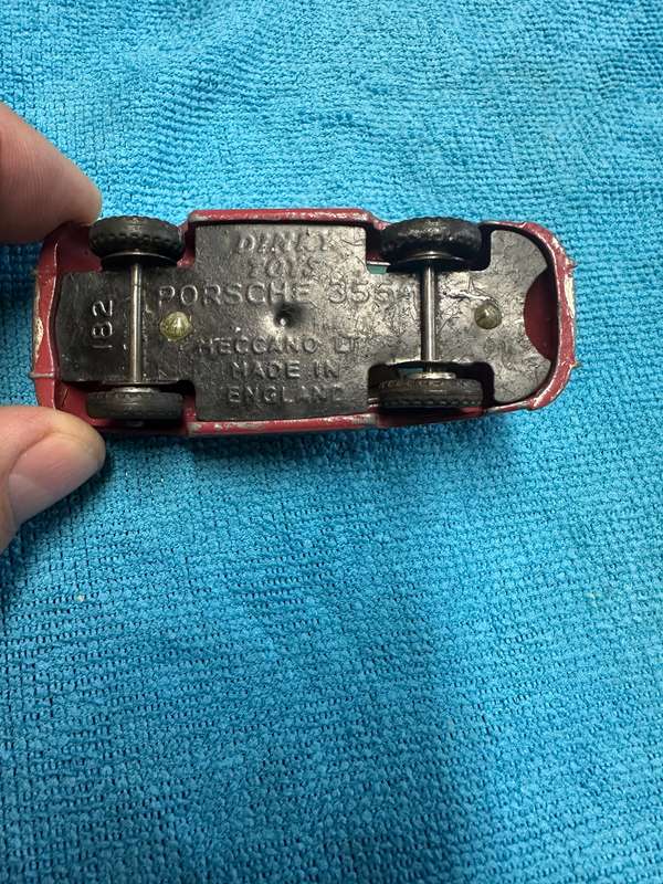 DINKY TOYS