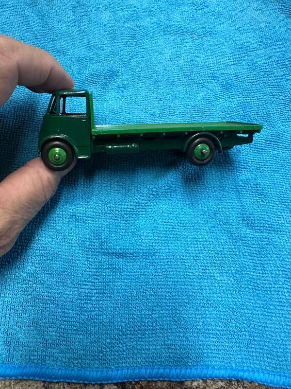 DINKY TOYS