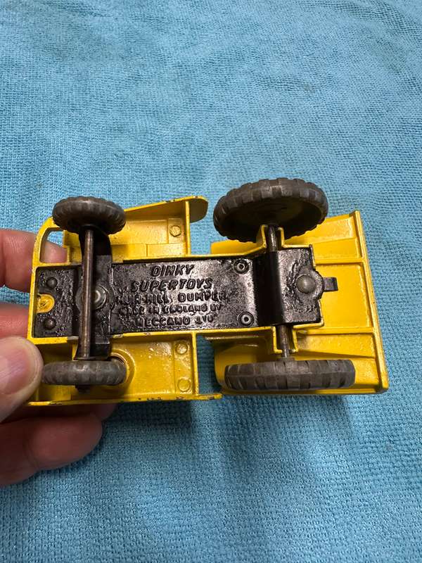 DINKY TOYS