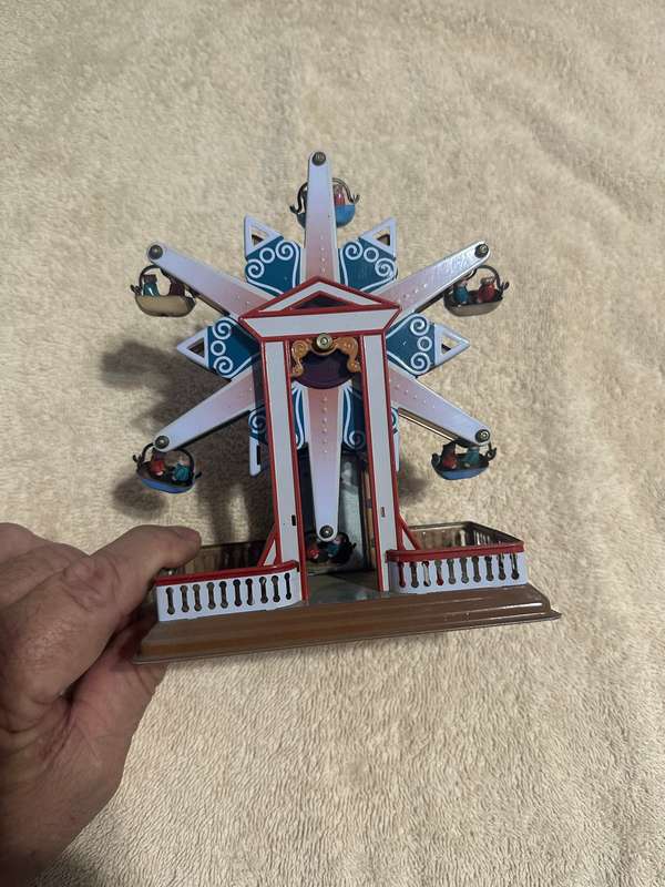 TIN TOY