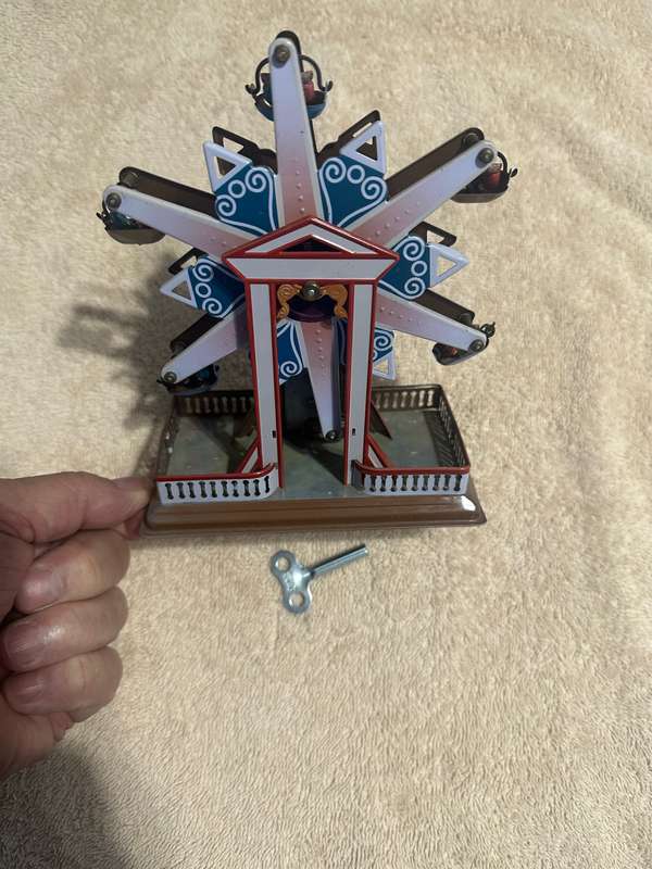 TIN TOY