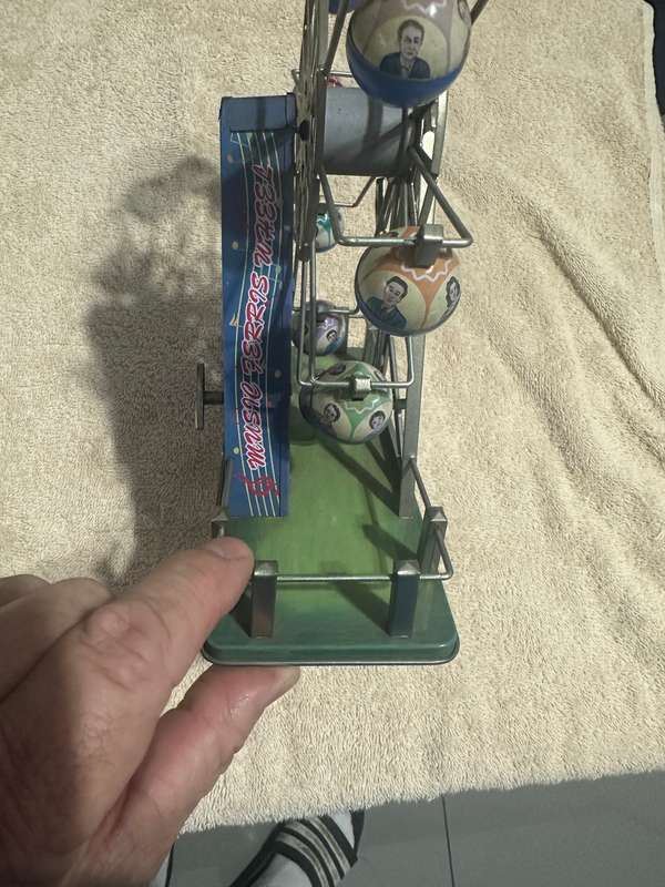 TIN TOY