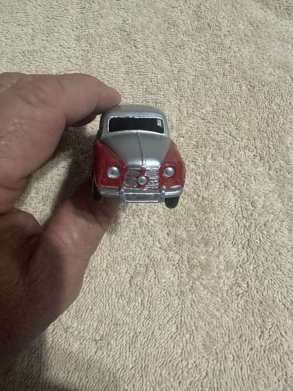 DINKY TOYS