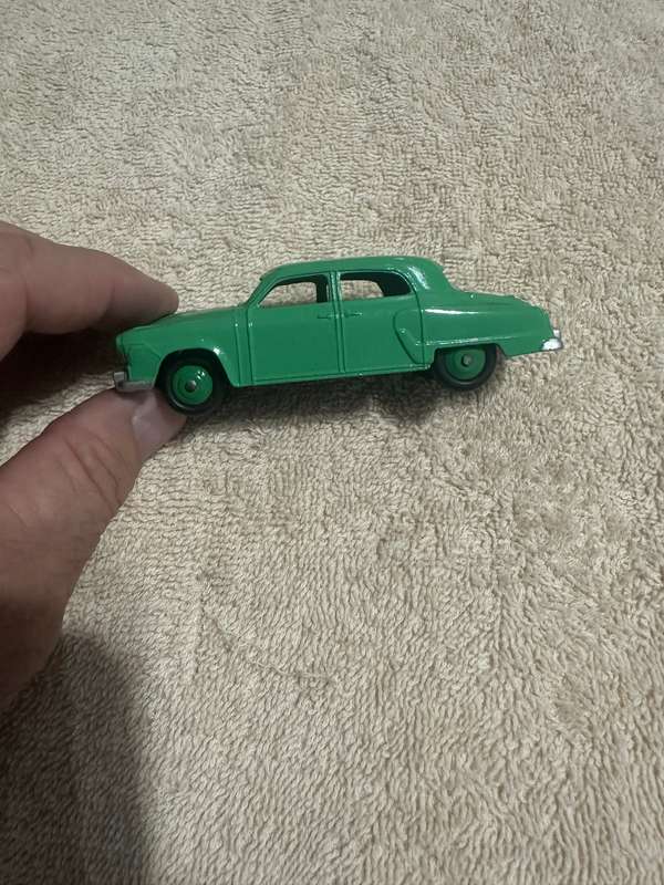 DINKY TOYS
