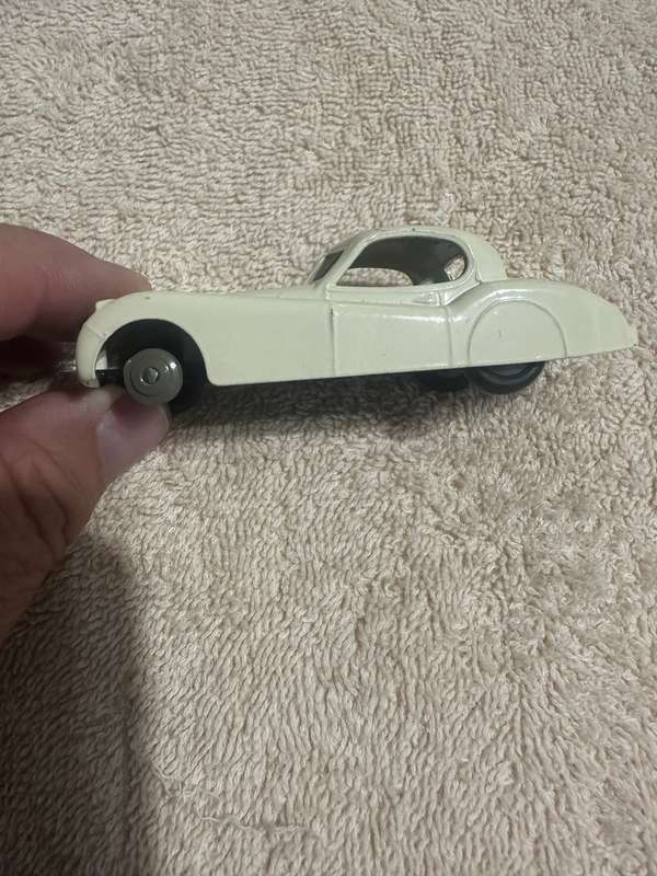 DINKY TOYS