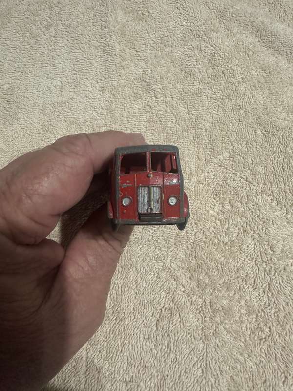 DINKY TOYS