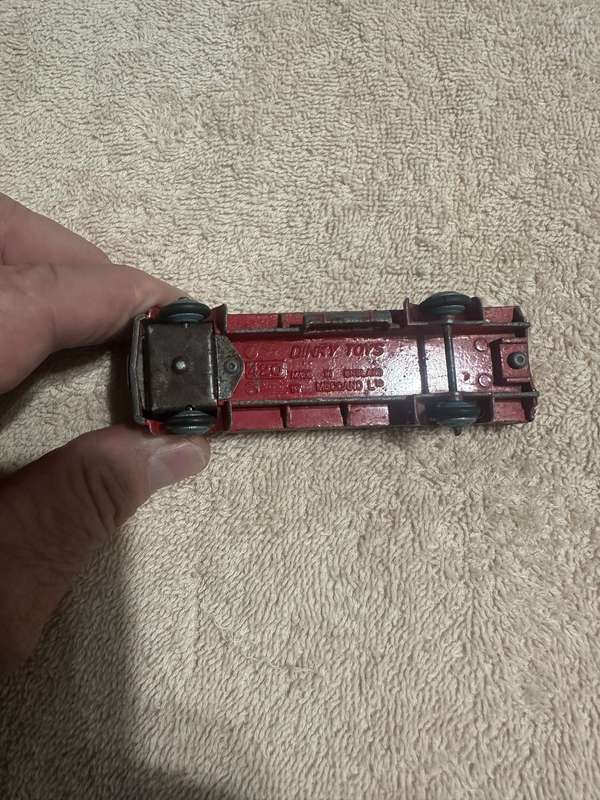 DINKY TOYS