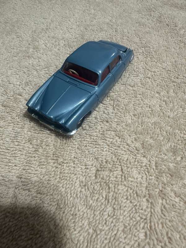 DINKY TOYS
