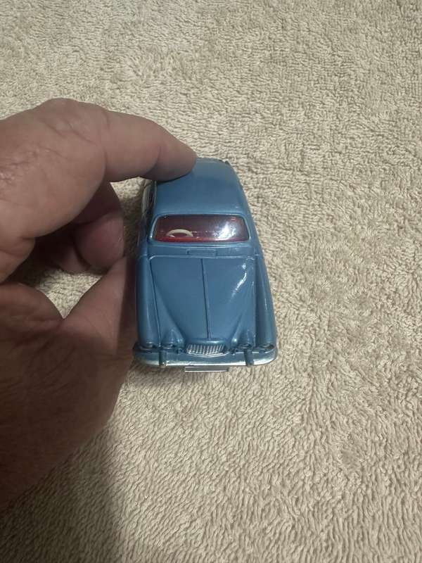 DINKY TOYS