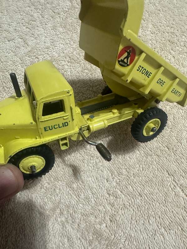 DINKY TOYS