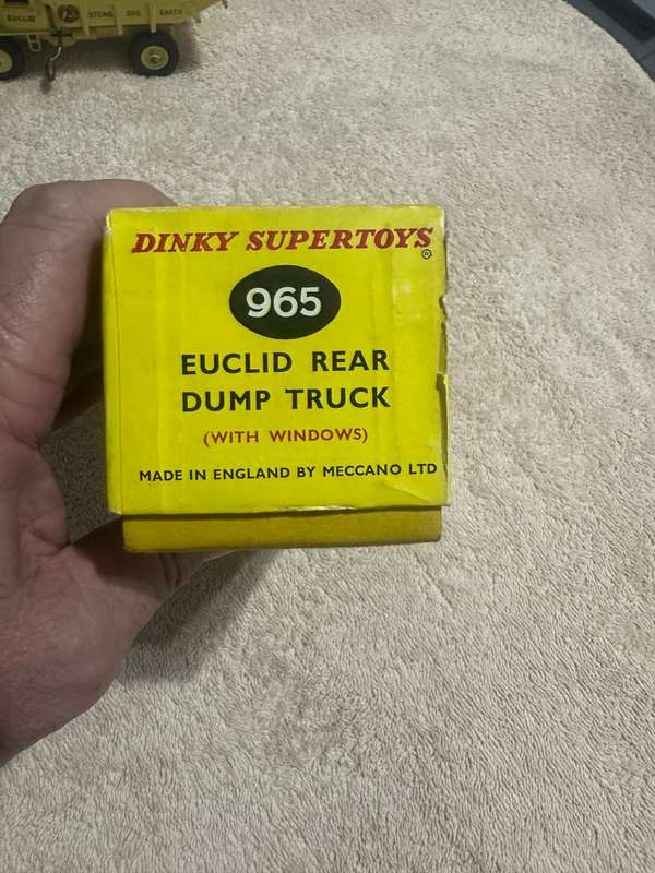 DINKY TOYS