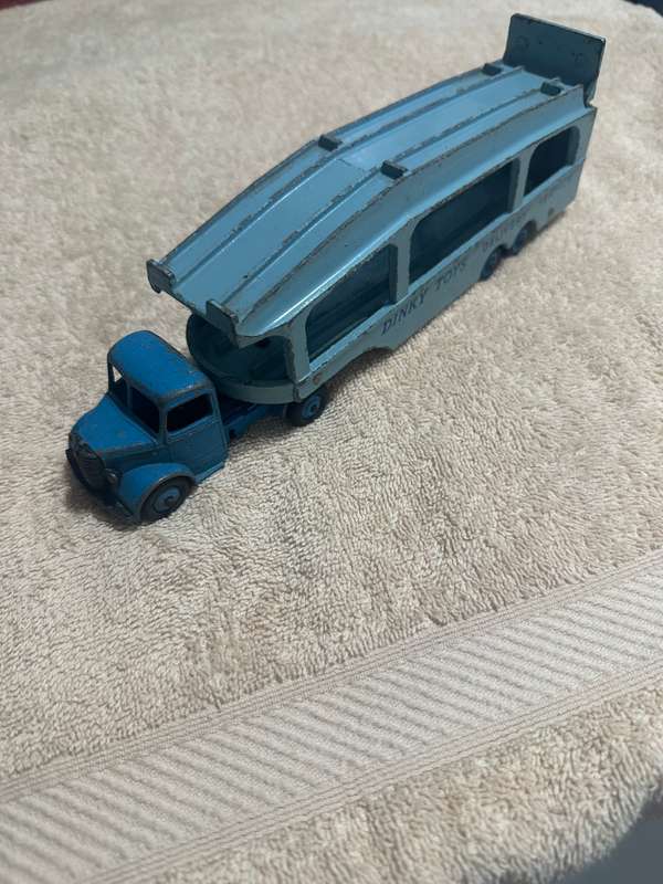 DINKY TOYS