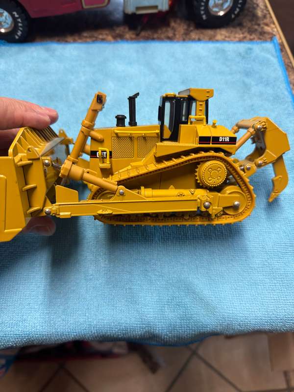 DINKY TOYS ( CATERPILLAR
