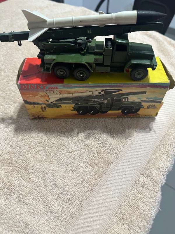 DINKY TOYS