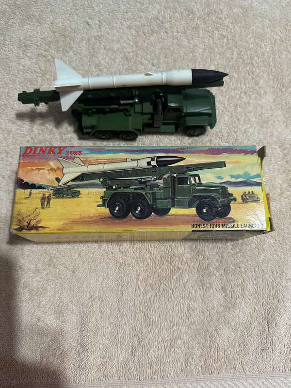 DINKY TOYS