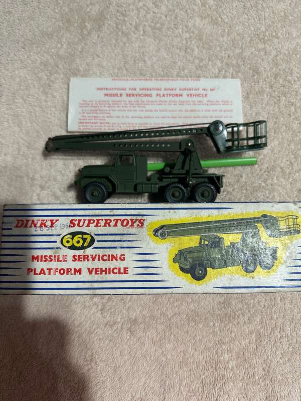 DINKY TOYS