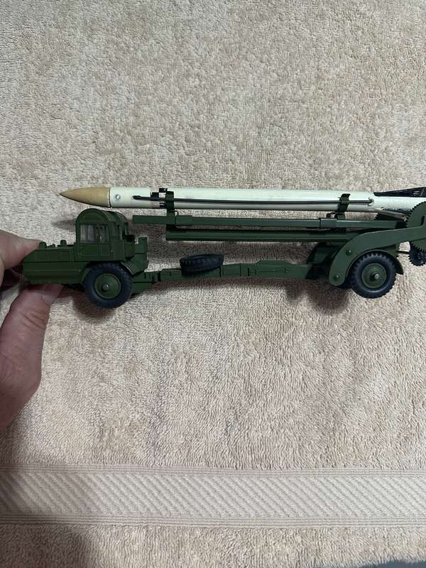 DINKY TOYS