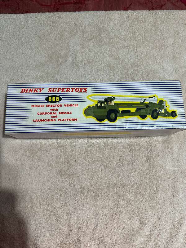 DINKY TOYS