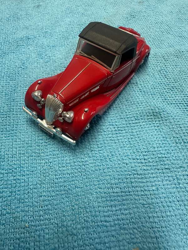 DINKY TOYS