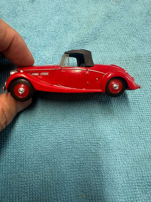 DINKY TOYS