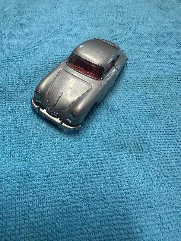 DINKY TOYS